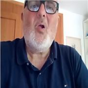 Professor titulat amb 25 anys d experiència.Inglés,francés,catalán t español